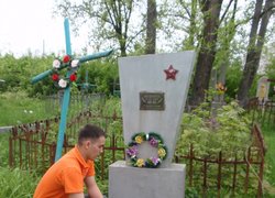 Схиляємо голови перед подвигами наших пращурів