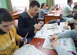 Святкування першого квітня на факультеті менеджменту