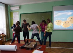 Святкування першого квітня на факультеті менеджменту