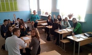Бліц-турнір « «За» та «проти» державного регулювання зовнішньоекономічної діяльності»