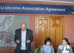Вітаємо із захистом дипломних робіт