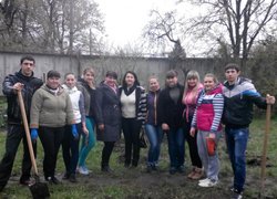 Дружня співпраця зі школами міста в рамках екологічної акції «Посади своє дерево»