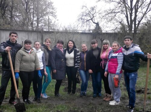 Дружня співпраця зі школами міста в рамках екологічної акції «Посади своє дерево»