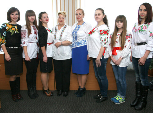 В Уманському НУС пройшла виставка «Дивосвіт розписів»