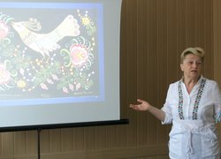 В Уманському НУС пройшла виставка «Дивосвіт розписів»