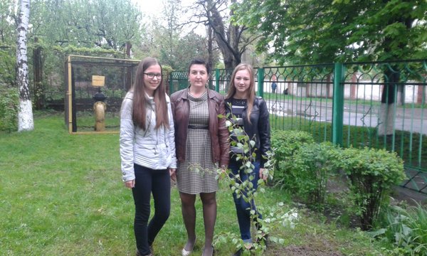 Уманський НВК «ЗОШ І–ІІІ ступенів № 7 – колегіум» підтримав акцію «Посади дерево»