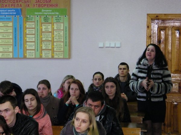 Активну участь у дискусії взяла к.е.н., доцент кафедри обліку і аудиту  Шевченко Наталя Олександрівна