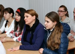 Допоки Ви бороните кордони, ми збережемо Україну тут!