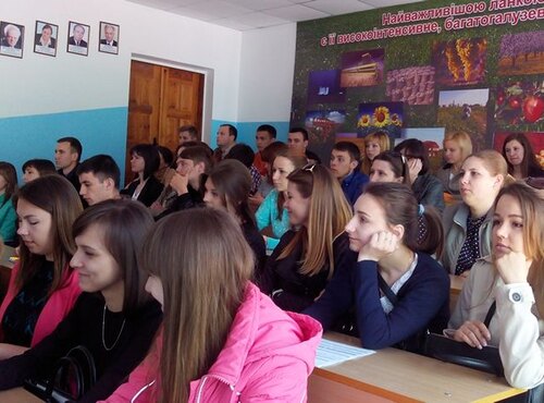 Ярмарок вакансій: нові перспективи працевлаштування для студентів
