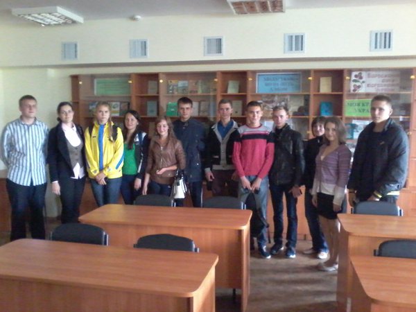 Виховна година першокурсників, присвячена екскурсії по території університету