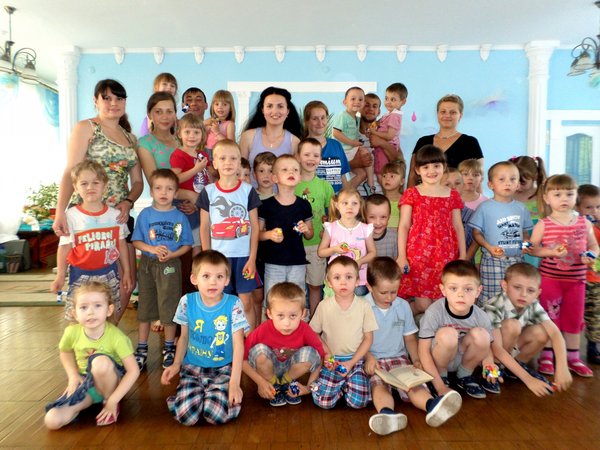 Візит студради інженерно-технологічного факультету до дитячого будинку для дітей для шкільного та шкільного віку змішаного компенсуючого типу