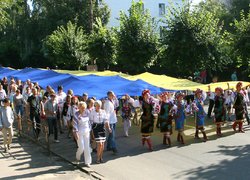 Україна є, Україна завжди буде, нікому не зламати наш народ!