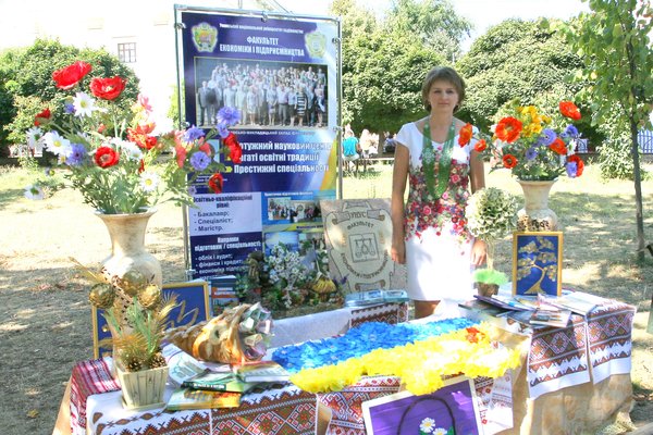 Україна є, Україна завжди буде, нікому не зламати наш народ!