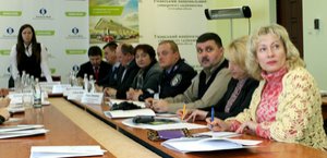 Засідання круглого столу «Життя біля автомагістралей: проблеми безпеки дорожнього руху»