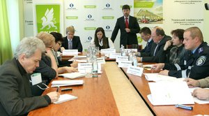 Засідання круглого столу «Життя біля автомагістралей: проблеми безпеки дорожнього руху»