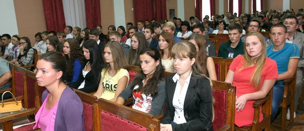 Відбулася зустріч ректора університету зі студентами першого курсу