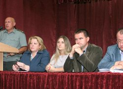 Першокурсники знайомляться з керівництвом університету