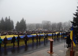 Єднаймося, бо ми – українці