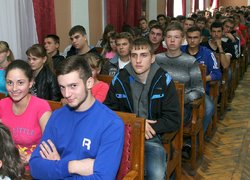 Запали свічку поезії