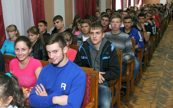 Запали свічку поезії
