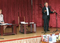 Запали свічку поезії