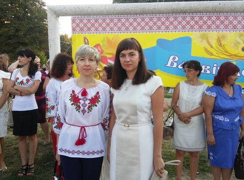 Викладачі кафедри фінансів і кредиту Уманського НУС привітали учнів школи № 11 та їх батьків зі святом знань