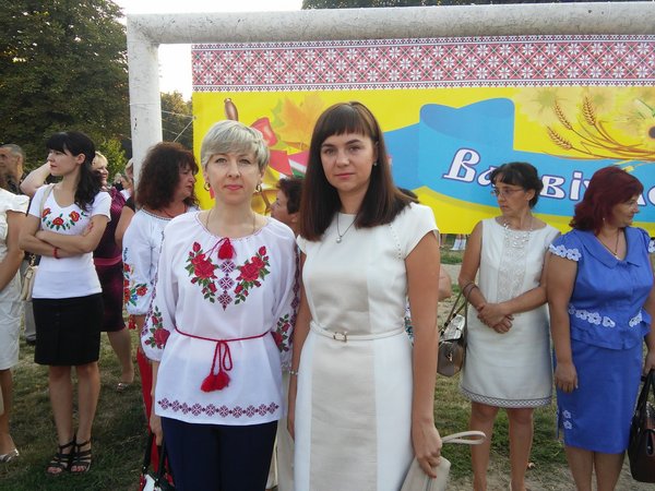 Викладачі кафедри фінансів і кредиту Уманського НУС привітали учнів школи № 11 та їх батьків зі святом знань