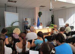 Консультанти університету проводять навчальні семінари зі створення обслуговуючих кооперативів у Черкаській області