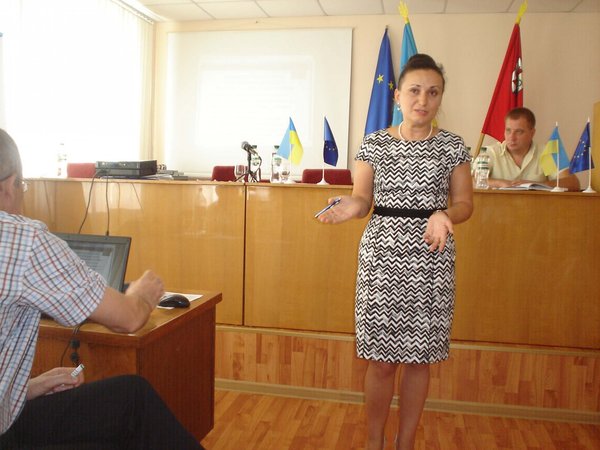 Консультанти університету проводять навчальні семінари зі створення обслуговуючих кооперативів у Черкаській області