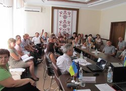Консультанти університету проводять навчальні семінари зі створення обслуговуючих кооперативів у Черкаській області