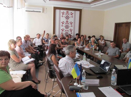 Консультанти університету проводять навчальні семінари зі створення обслуговуючих кооперативів у Черкаській області