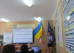 Консультанти університету проводять навчальні семінари зі створення обслуговуючих кооперативів у Черкаській області