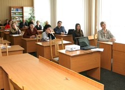 Університет відвідав професор Університету штату Огайо Стенлі Томпсон
