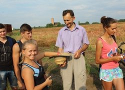 В Уманському НУС проведено щорічний конкурс окулірувальників ім. О. С. Андрієнка