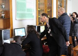 Особливості виконання тестових завдань пояснюють доценти  Володимир Майборода (Уманський НУС) і Богдан Гулько (Львівський НАУ)