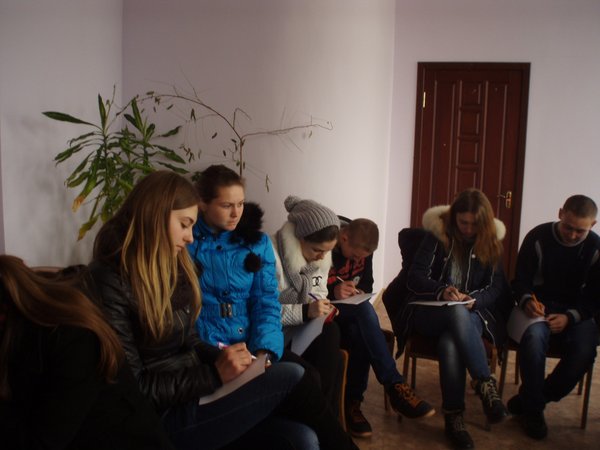 Круглий стіл з елементами  тренінгу на тему «Цінність життя людини»