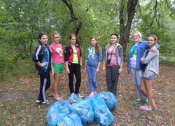 Вмієш гарно відпочивати – вмій  за собою і прибрати!
