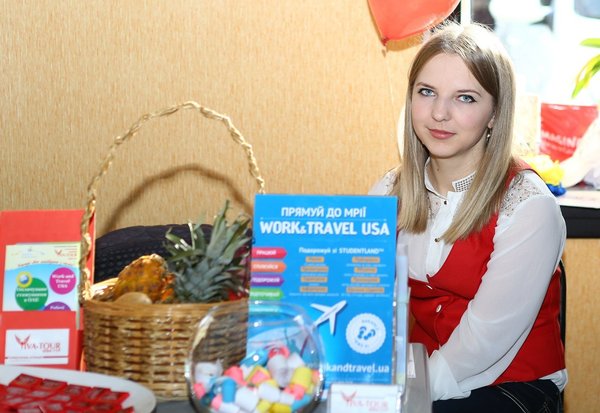 Кафедра туризму та готельно-ресторанної справи розвиває співпрацю з провідними підприємствами туристичної індустрії