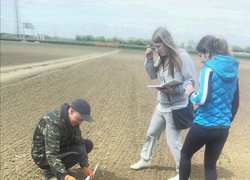 Теорія і практика