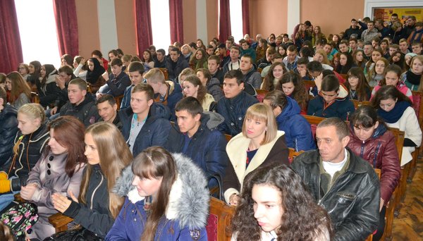 Традиційне знайомство з університетом