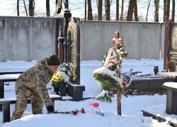 Вклонімось пам’яті героїв