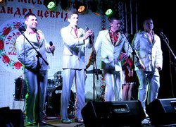 Творчі колективи УНУС – окраса фестивалю «Уманська масляна»