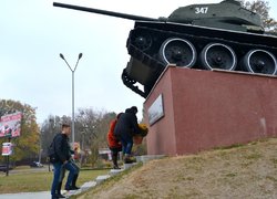 Збережемо пам'ять про подвиг попередників заради майбуття наступних поколінь!
