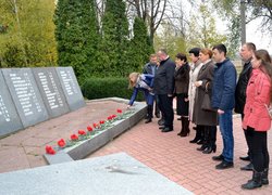Збережемо пам'ять про подвиг попередників заради майбуття наступних поколінь!