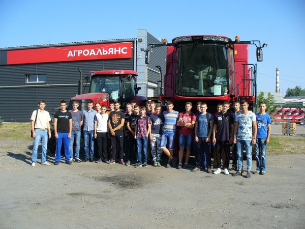 Виїзне практичне заняття студентів-механіків в уманській філії ТОВ ТД «Агроальянс»