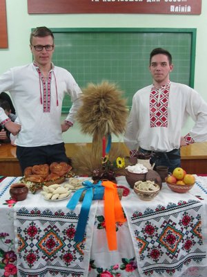 ПРОВОДЖАЄМ КОЛОДІЙ!