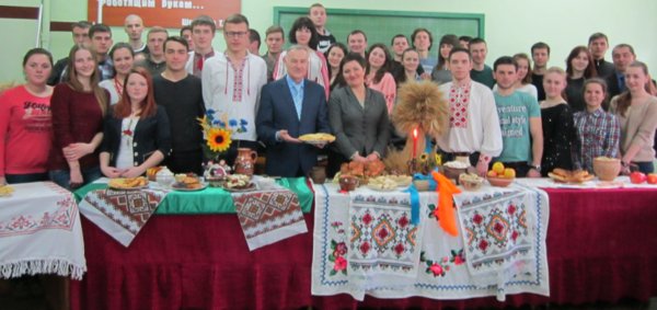 ПРОВОДЖАЄМ КОЛОДІЙ!