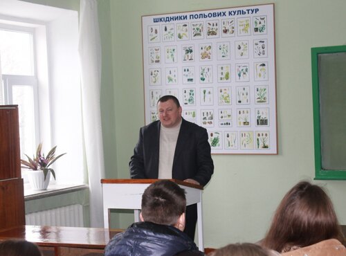 Круглий стіл на тему:  «Генетично модифіковані рослини –– за і проти»