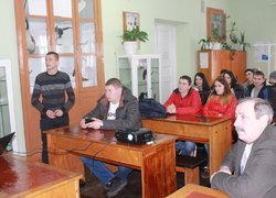 Круглий стіл на тему:  «Генетично модифіковані рослини –– за і проти»