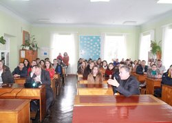 Круглий стіл на тему:  «Генетично модифіковані рослини –– за і проти»